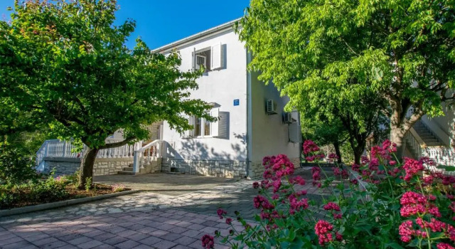 Apartments Lika
