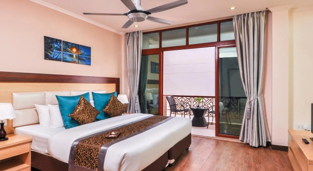 Triton Beach Hotel & Spa