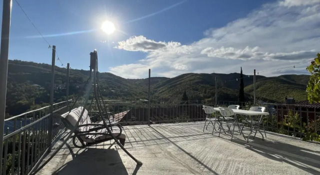 Guest House Pirosmani 60, Prenota Affittacamere Affittacamere a Kakheti, Affittacamere