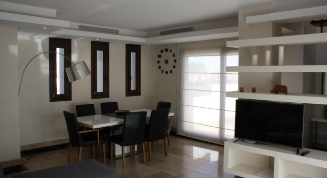117 - Penthouse with Pool, Забронировать Отель Эстепона Коста-дель-Соль, рядом с Playa El Padrón