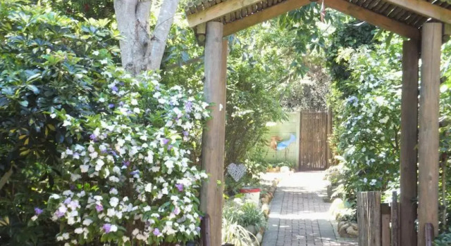 9 on Heron Bed & Breakfast, Забронировать Отель Отели Найсна 3 звезды, 3*