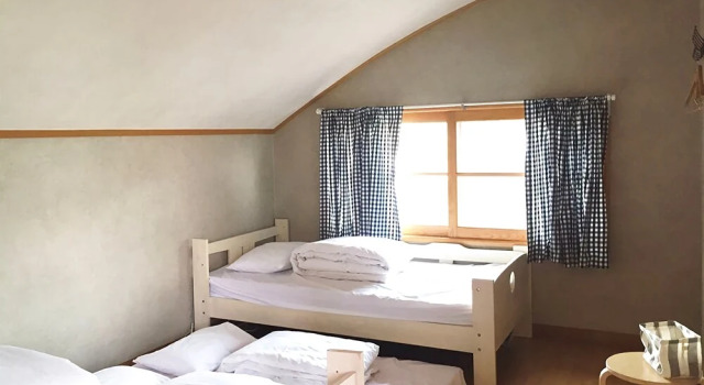 Malzza House - Hostel, Забронировать Хостел Отели Согвипхо с парковкой, Парковка