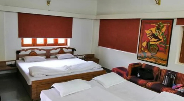 1946 Navdeep Homestay