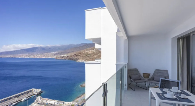 Your Dream Vacation in Tenerife Seaview