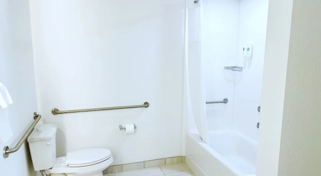 Четырёхместный номер Standard Comfort Inn & Suites Panama City Beach - Pier Park Area