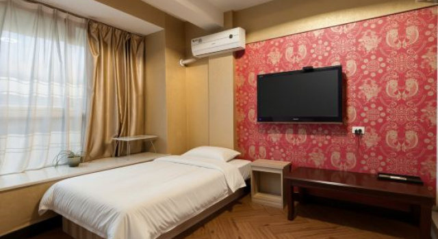 Трёхместный номер Standard Yuebanwan Theme Hotel
