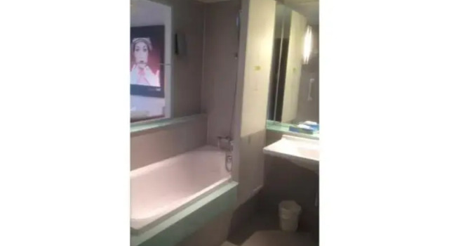 Номер Standard Standing Hotel Suites by Actisource