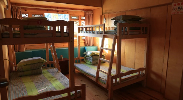 Sushe self-service Inn, Забронировать Отель Лицзян Юньнань, рядом с Улица Сквер-стрит Древнего города Даянь