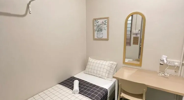 myRoom at 14 J Mandalay, Забронировать Гостевой дом Отели штата Пинанга с парковкой, рядом с 1st Avenue Penang, Парковка