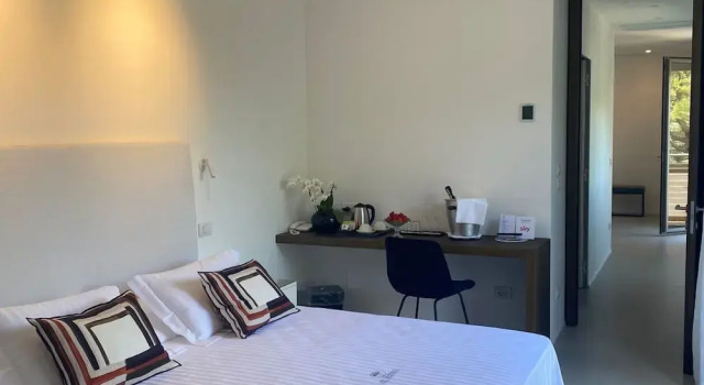 Номер Luxury Hotel Mediterraneo