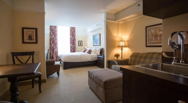 Полулюкс Hotel Vallea Bromont, Tapestry Collection by Hilton