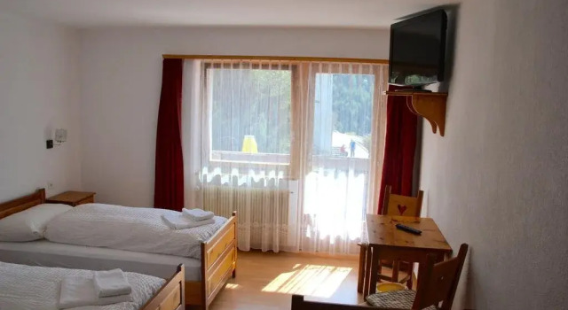 B&B Hotel Alpenrosli, Rezervovat Penzión se snídaní Sankt Niklaus Grächen