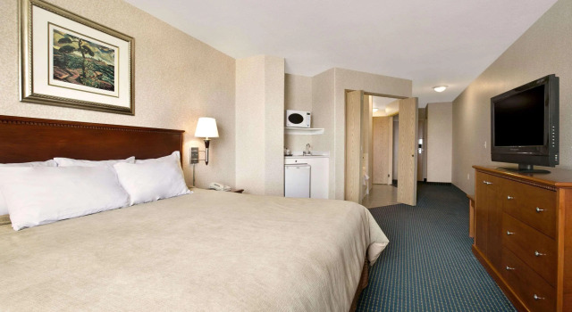 Days Inn by Wyndham Prince Albert, Reserva ahora Hotel Hoteles en Prince Albert con desayuno, Desayunos