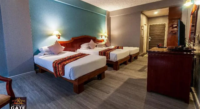 Трёхместный номер Deluxe с балконом Chiangmai Gate Hotel