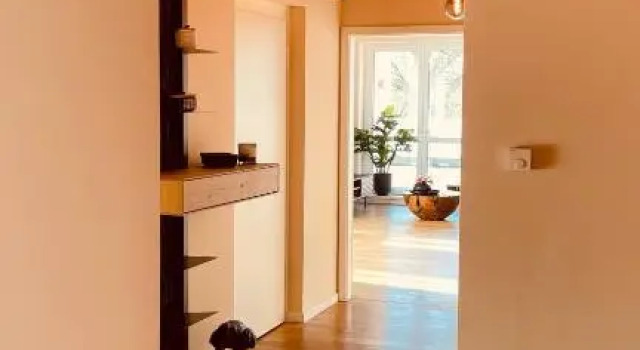 Luxus- Penthouse 180m2 mit Aufzug und Whirlpool, Reservar Hotel Langenhagen Hanôver