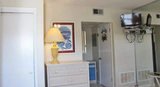Capri 120 1 Bedroom 1 Bathroom Condo, Забронировать Апартаменты/квартира Дестин Emerald Coast, рядом с Парк Джеймса Ли