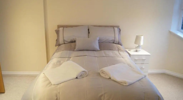 Modern, Cosy Apartment In Bearsden with Private Parking, Varaa Huoneisto Bearsden Glasgow