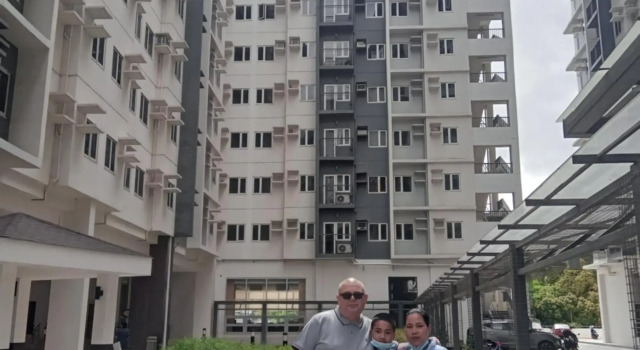 Family freindly 2 bedroom condo at Vine Residences