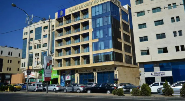 Полулюкс Sulaf Luxury Hotel
