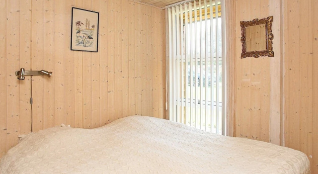Charming Holiday Home in Frederikshavn Near Beach, Rezervovat Hotel Frederikshavn 
