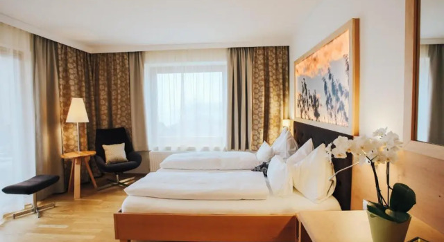 Двухместный номер Standard с балконом и с видом на озеро Hotel SeeRose