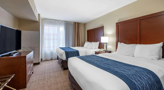 Четырёхместный люкс Comfort Inn & Suites Northern Kentucky