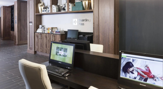 Courtyard by Marriott Richmond Downtown