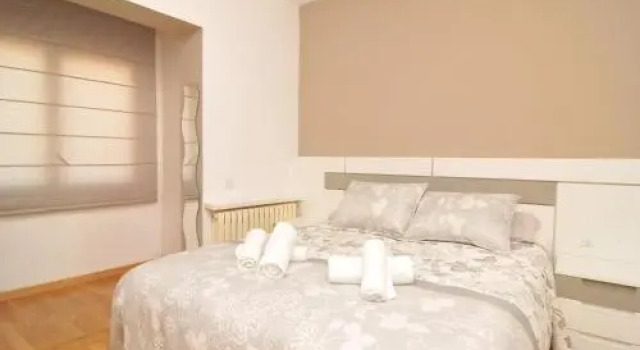 HomeHolidaysRentals Navy Blue - Costa Barcelona, Rezervați Vilă Pineda de Mar 