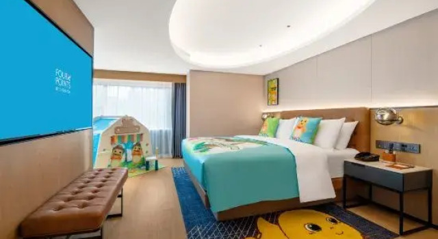 Семейный люкс с видом на город Four Points by Sheraton Kunming, Downtown
