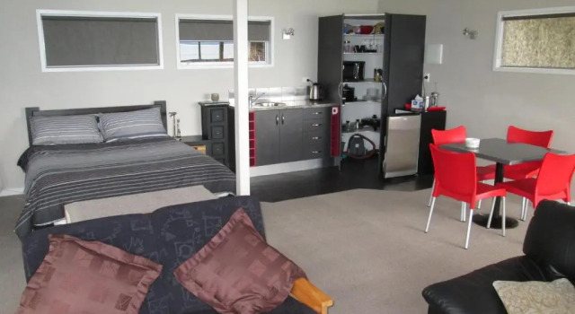 Апартаменты Beach side Apartment Nelson