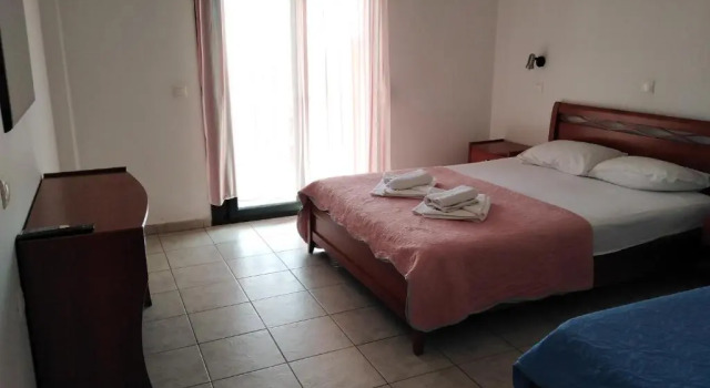 Estia Studios, Book Hotel Kriopigi 
