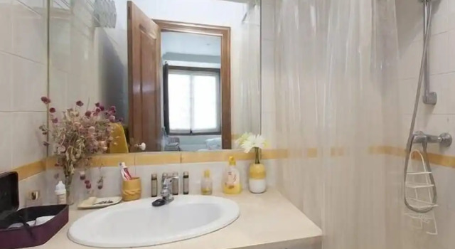 Апартаменты Lisbon Downtown Apartment Free Parking