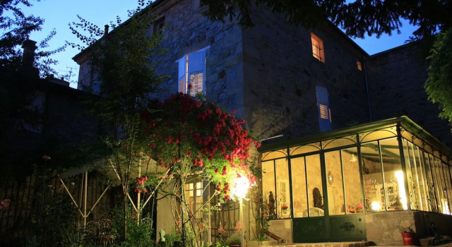 la maison des chartreux, Забронировать Отель Брив-Шарансак Овернь-Рона-Альпы