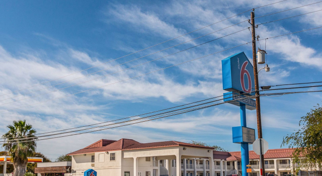 Motel 6 San Marcos, TX - North