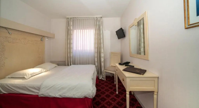 Двухместный номер Standard Hotel Majestic Alsace - Strasbourg Nord
