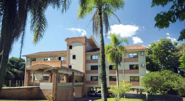 Hotel Jardim Europa, Забронировать Отель Ижуи Риу-Гранди-ду-Сул