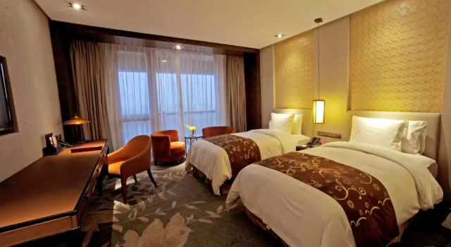 Двухместный клубный номер Standard Crowne Plaza Xuzhou Dalong Lake