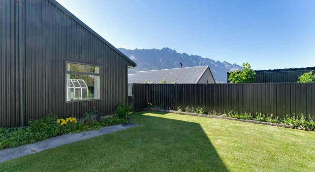 Riverside Three Bedroom - Remarkable Views, Buchen Sie Hotel Queenstown Lake Wakatipu