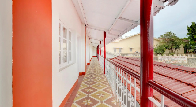 Treebo Atithi Bhavan, 1 Km From Ooty Lake, Забронировать Отель Отели штата Тамилнада с завтраком, Завтраки