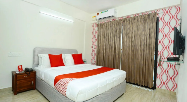 OYO 46 SilverKey Kakkanad