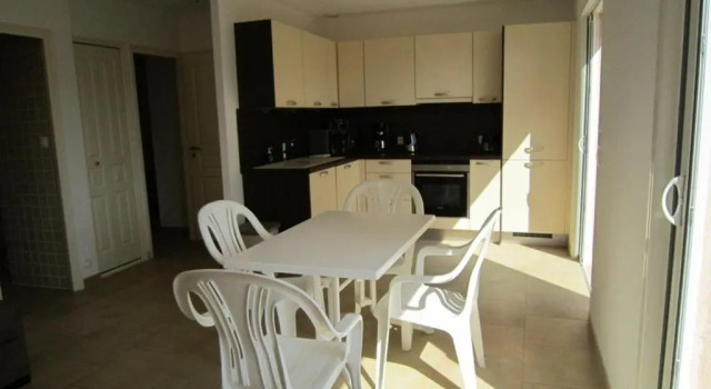 Appartement Cavalaire-sur-Mer, 2 pièces, 4 personnes - FR-1-100-126, Забронировать Апартаменты/квартира Кавалер-сюр-Мер Сен-Тропе залива, рядом с Plage de Bonporteau