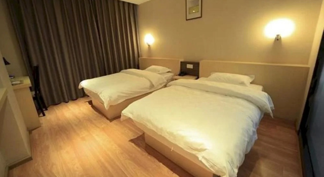 Yunyue Lanting Hotel  (Kunming Xuefu Road), Boek Hotel Hotels in Yunnan met parkeren, Parkeren