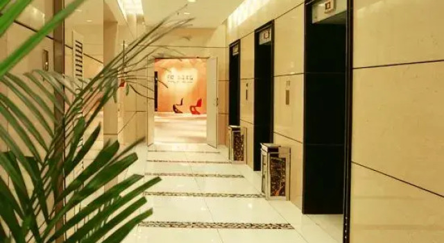 Meike Building (Urumqi Xiaoxigou Subway Station), Book Hotel Hotels in Xinjiang with Parking, Parking