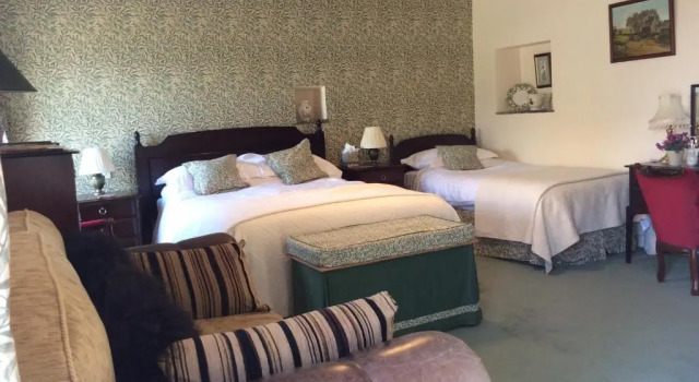 Семейный номер Standard Whashton Springs Farmhouse B&B