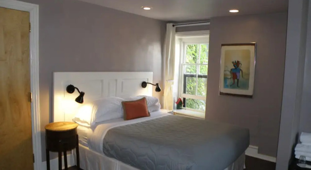 Номер Standard Frontenac Club Inn