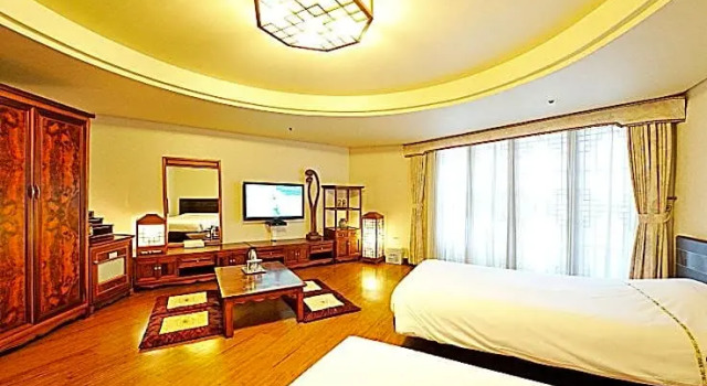 Полулюкс Jeju Pacific Hotel