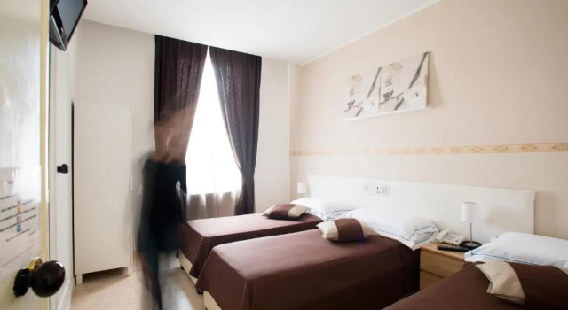 Трёхместный номер Standard Hotel Indipendenza
