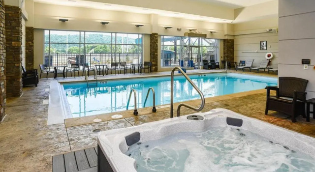 Двухместный номер Deluxe с видом на горы Tioga Downs Casino and Resort