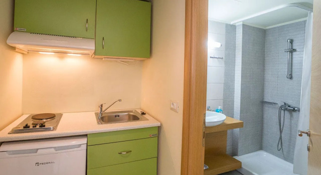 Студия Economy Athina Beach Hotel