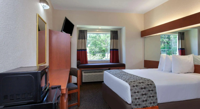 Номер Standard Microtel Inn and Suites by Wyndham - Lady Lake/ The Villages